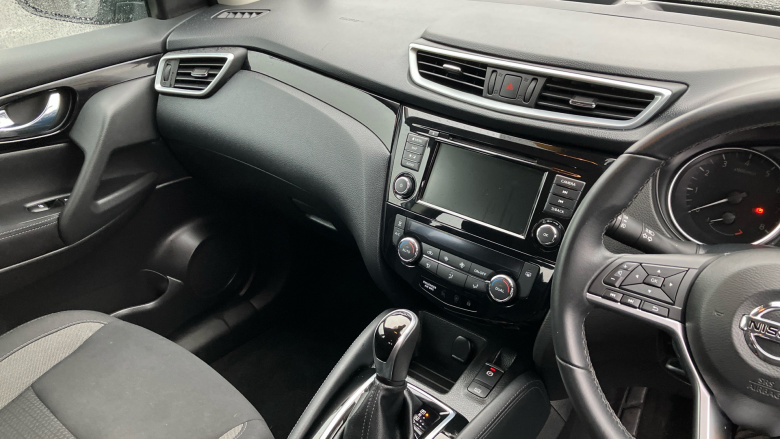 Nissan Qashqai 1.3 DiG-T 160 [157] Acenta Premium 5dr DCT Petrol Hatchback